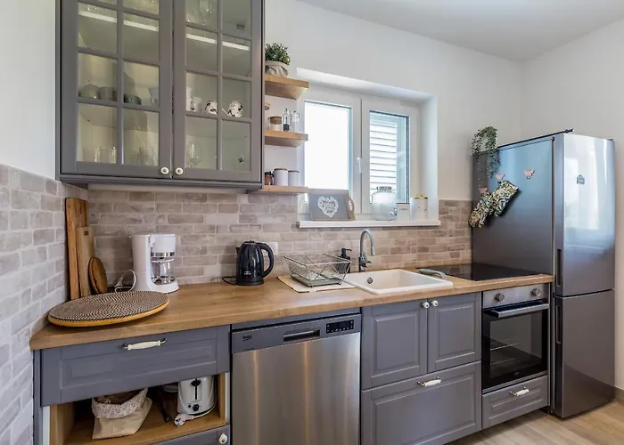 Sandra Апартаменты *