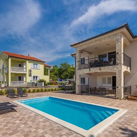 Sandra Apartment
