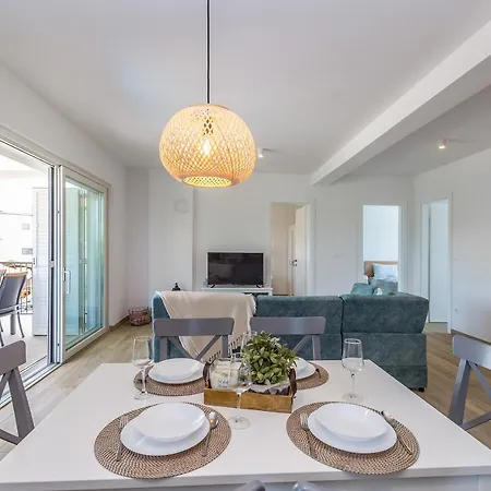 Sandra Apartamento Malinska